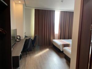 Khách Sạn Đông Hải