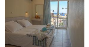 Standard Room with Pool View room in Majestic Hotel - Adults Only