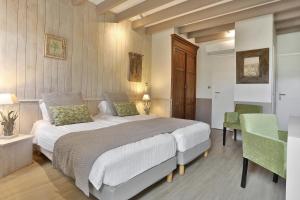 Hotels Hotel Le Mas de Castel - Piscine chauffee : photos des chambres