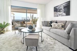 DJC - Modern 2 bedroom apartment close to beach