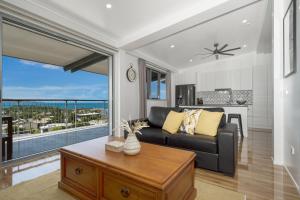 SEA-Renity on Castle Hill