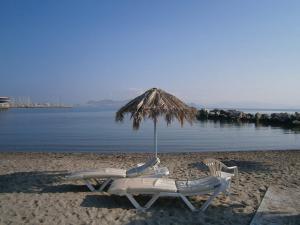 Theodorou Beach Hotel Apartments