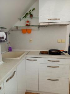 2 Rooms Apartament with sea and mountains views