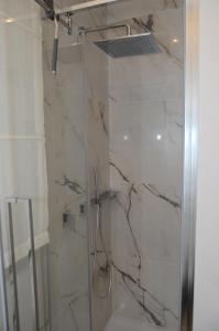 Exclusive Home 1