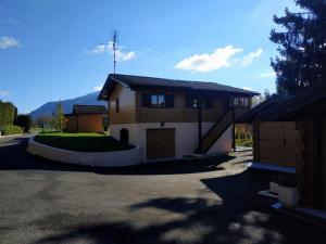 Chalets Chalet de charme entre Geneve, Annecy et stations : photos des chambres