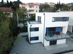 Apartment in an urban villa Kraljevica