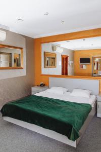 Standard Double Room room in Viktoriya Family Hotel Restaurant complex