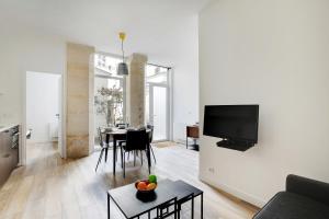 Chic Apartment -2BR-6P- Oberkampf-République