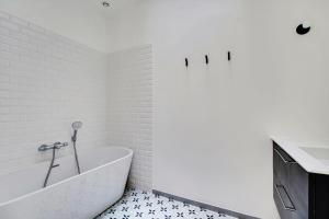 Chic Apartment -2BR-6P- Oberkampf-République