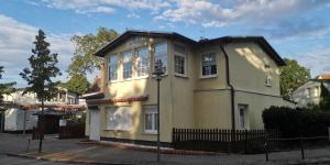 Villa Helga- Fewo Nachtstern mit Terrasse, Bio-Kamin und 2 Schlafzimmer