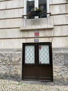 Retro M2 R4 - Lovely Double Room with Shared Bathroom