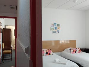 Hotels Hotel de Normandie : photos des chambres