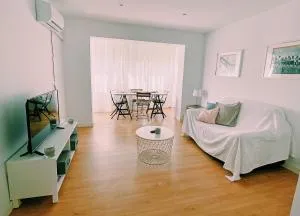 Piso acogedor y tranquilo - Junto a ifema y aerop. - Madrid