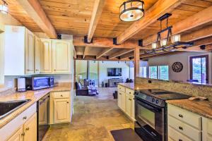 Luxury Auberry Retreat in Sierra National Forest