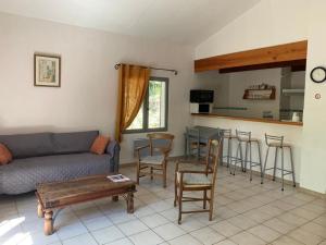 Maisons de vacances Gite les Cypres (Bastide Sainte Agnes) : photos des chambres