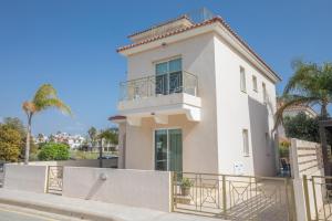 Georges Lux Villa