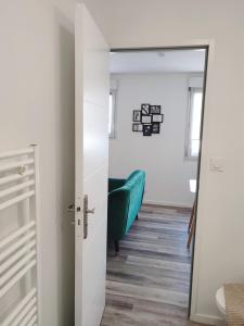 Appartements Calme et charmant T1 bis : photos des chambres