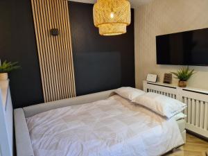 Modern 1 bed apartment next to beach and golf course