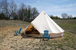 Tentes de luxe Camping Arbre de Vie : photos des chambres