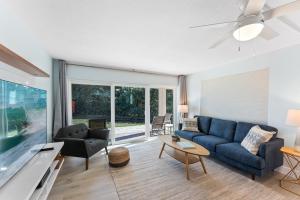 Standard Two-Bedroom Apartment on Ground Floor - Unit #113 room in Paradise Beach Club - Ground Floor & Townhouses