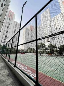 Nordic Studio Pool View Free Netflix at Apt Green Bay Pluit Tower E