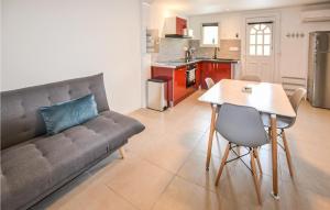 Appartements Awesome apartment in Saint-Martin-sur-Lavez with Internet and 2 Bedrooms : photos des chambres