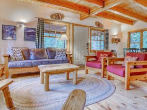 Marshall Cabin - Meredith Lodging