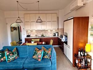 Saranda Center (above promenade)