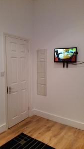 Basic Double Room room in Shepherd's Bush Flats