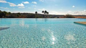 Big Cozy Luxury Pool Villa with childrens Zoo