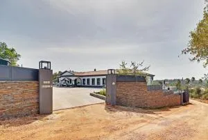 Big Cozy Luxury Pool Villa with childrens Zoo - Aldeia dos Matos