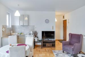 Apartment Joy by Central