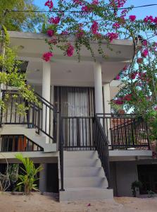 FLOWER SHADE VILLA