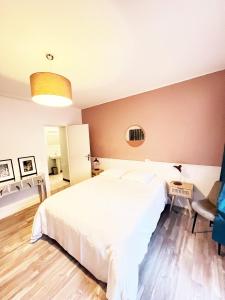 Hotels Hotel & Cantine De La Plage : photos des chambres