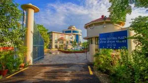 Hotel Central Plaza - Baijnathpurwa
