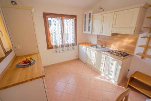 residence baia sant anna con piscina