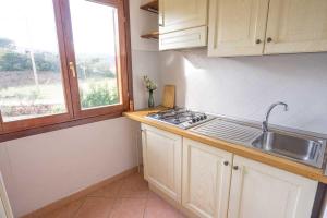 residence baia sant anna con piscina img29
