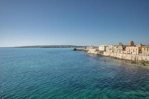 Ortigia Seafront Apartment by Wonderful Italy