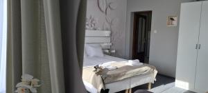 Lugas Apartman Miskolctapolca 2 Hálószoba 50m2 Dézsa és Jakuzzi közel a Barlangfürdőhöz