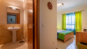 Bright & Lovesome Apartment W Balcony in Portimão by LovelyStay