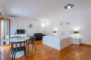 FLH Funchal Studio with Balcony