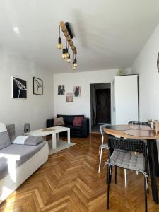 Carmen Apartments4u - Pomorska 82