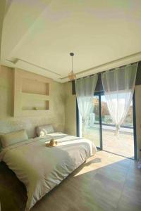 Spacious house near Asilah with shared pool