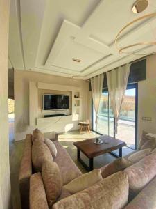 Spacious house near Asilah with shared pool