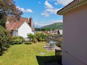 Comfortable ground floor 1 bed apartment with garden in great location