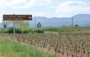 Maisons de vacances 2 Bedroom Pet Friendly Home In Cessenon Sur Orb : Maison de Vacances 2 Chambres