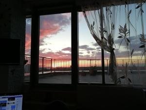 Sunset Terrace Apartment
