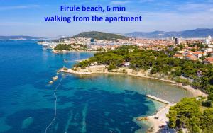 Modern apt with terrace 4 min walk to the beach