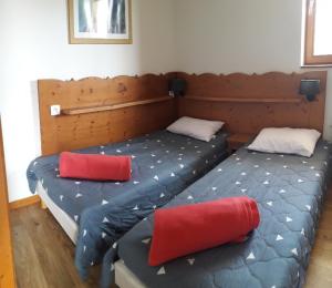 Appartements Chamrousse 1700 - Silenes C32, appartement classe 3 etoiles, avec vue sur les montagnes - : photos des chambres