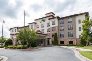 Holiday Inn Express & Suites Lexington North West-The Vineyard, an IHG Hotel